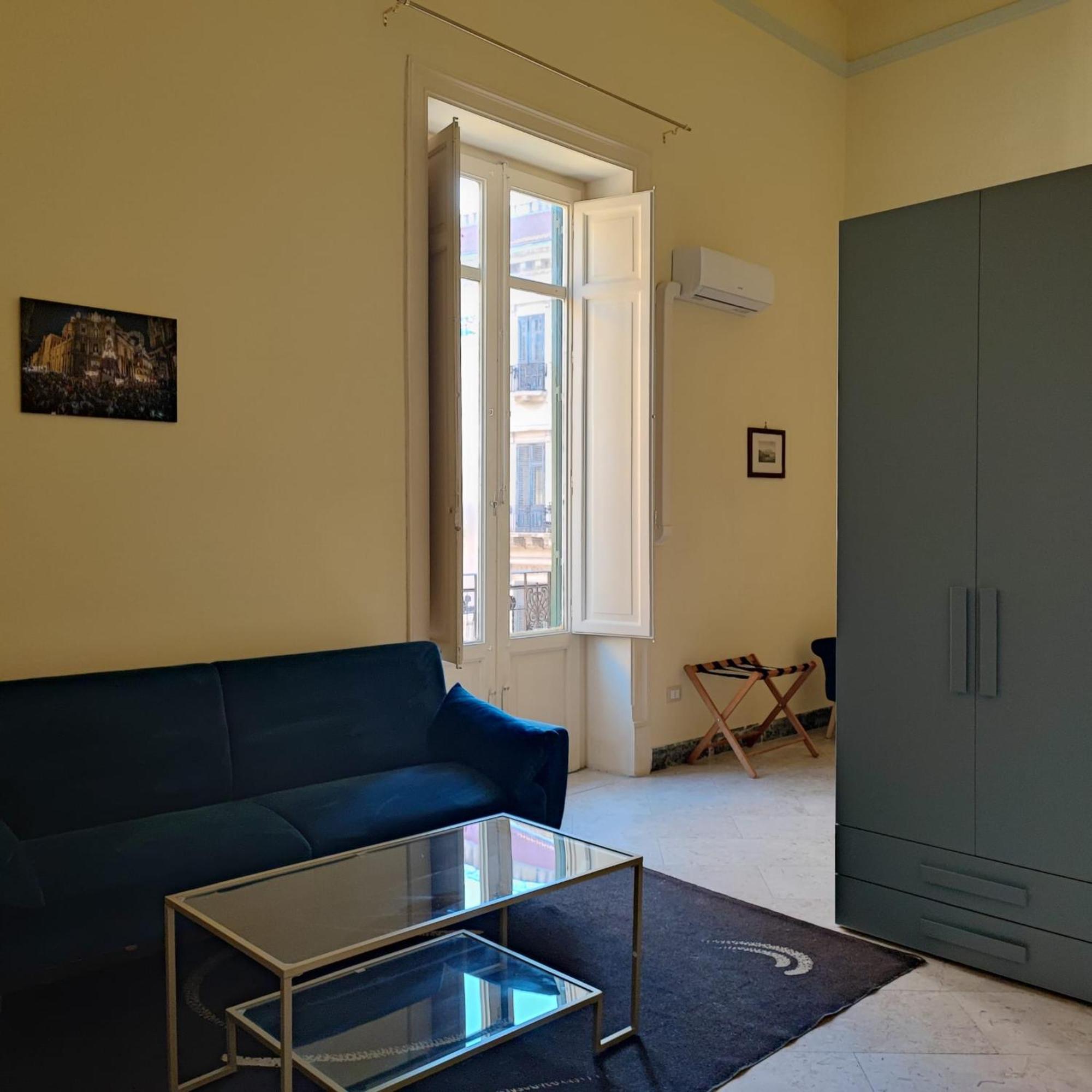 Casa Vacanze Da Ruggero Al Massimo Palermo Exteriör bild